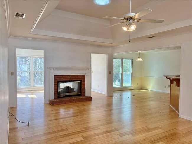 Building Photo - 1040 Sunny Field Ct NE