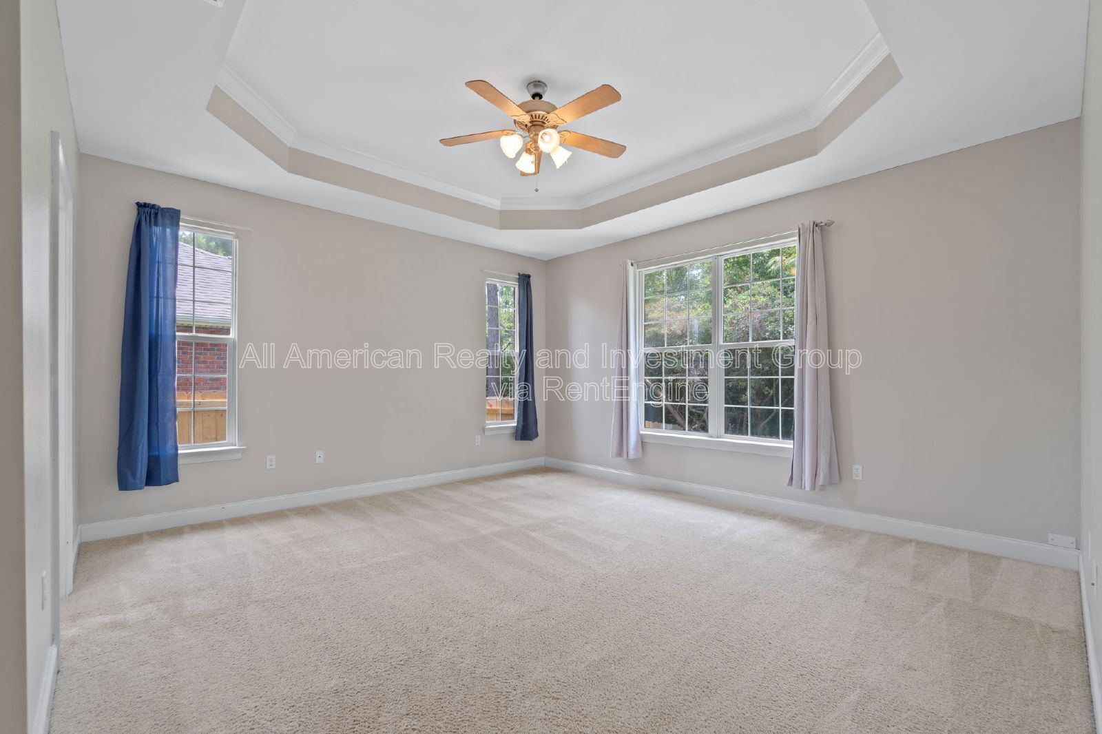 Building Photo - 130 Alicia Dr