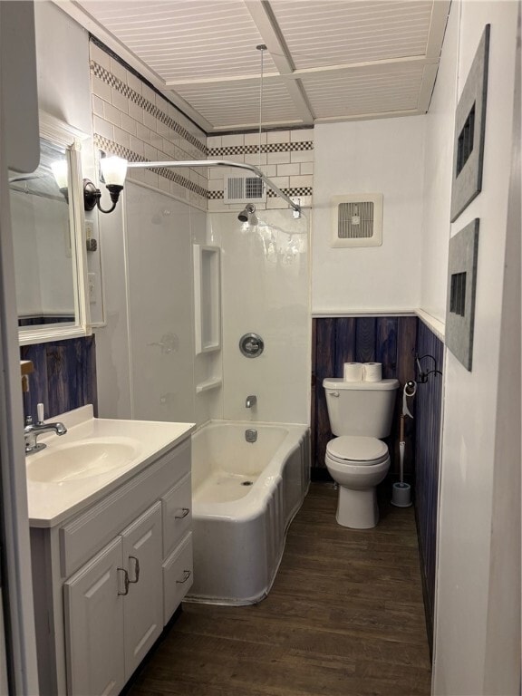 Building Photo - 3 Glen Ave