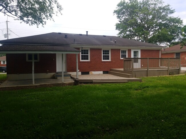 Building Photo - 1903 Crimson Dr