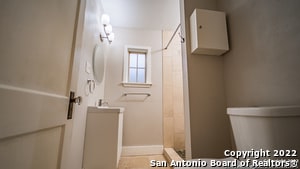 Building Photo - 130 E Norwood Ct