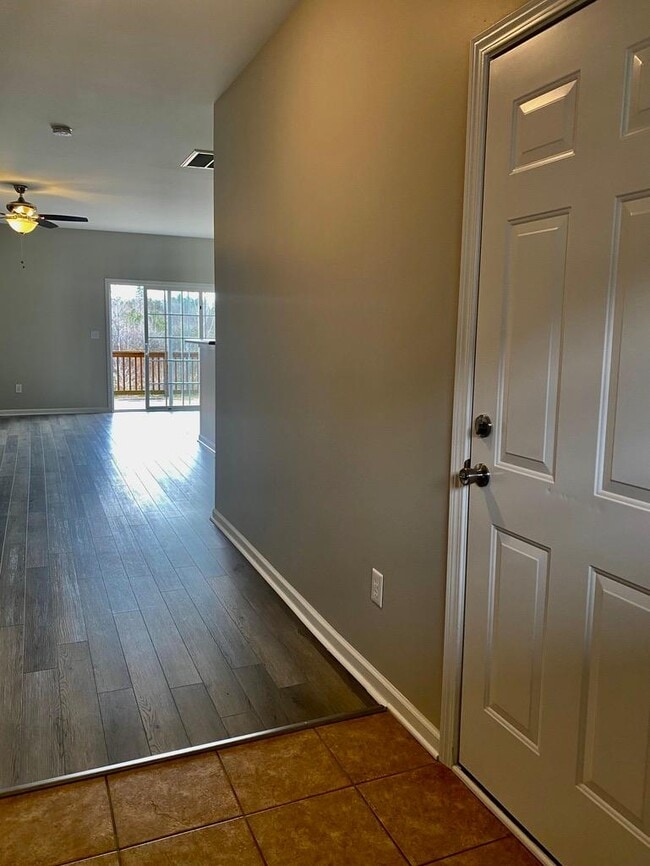 Building Photo - 110 Marbella Cir