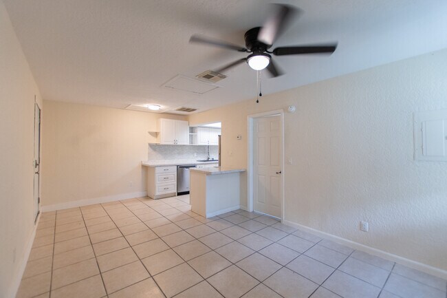 Building Photo - 1414 San Juan Ct