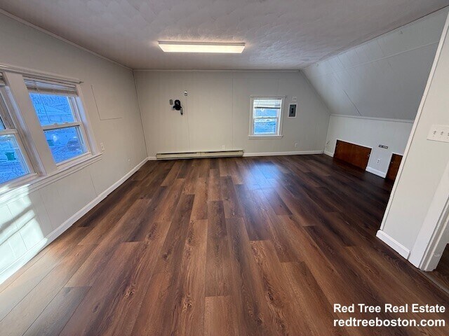 Building Photo - 60 Haines St