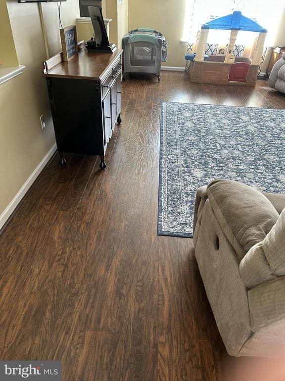 Building Photo - 43546 Wild Iris St