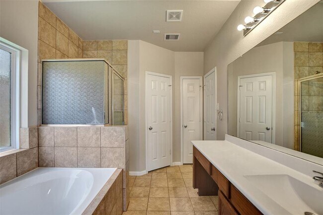 Building Photo - 21634 Rainfall Park Dr