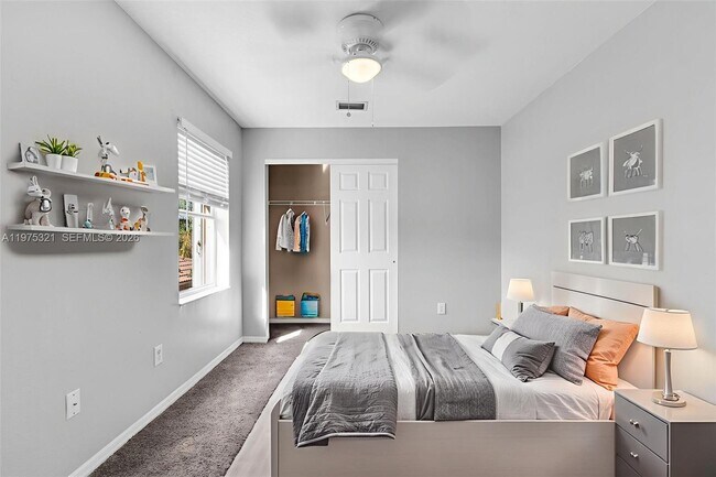 Building Photo - 19249 NW 13th St