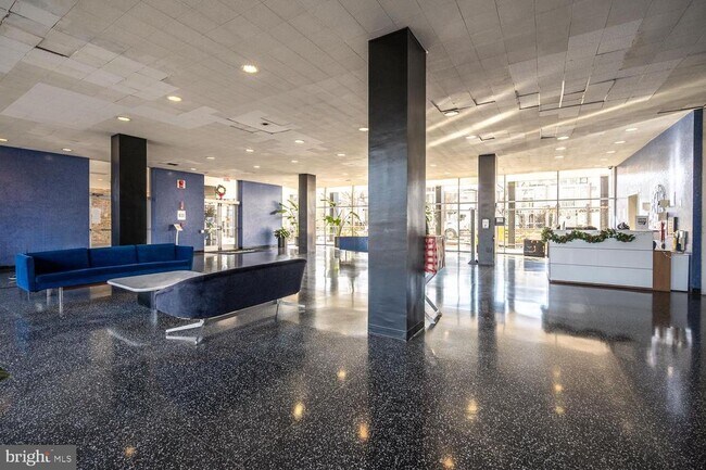 Building Photo - 1311 Delaware Ave SW