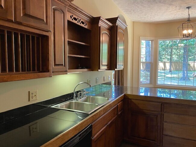 Building Photo - COMING SOON!!! GATED - STONE MEADOW SUBDIV...