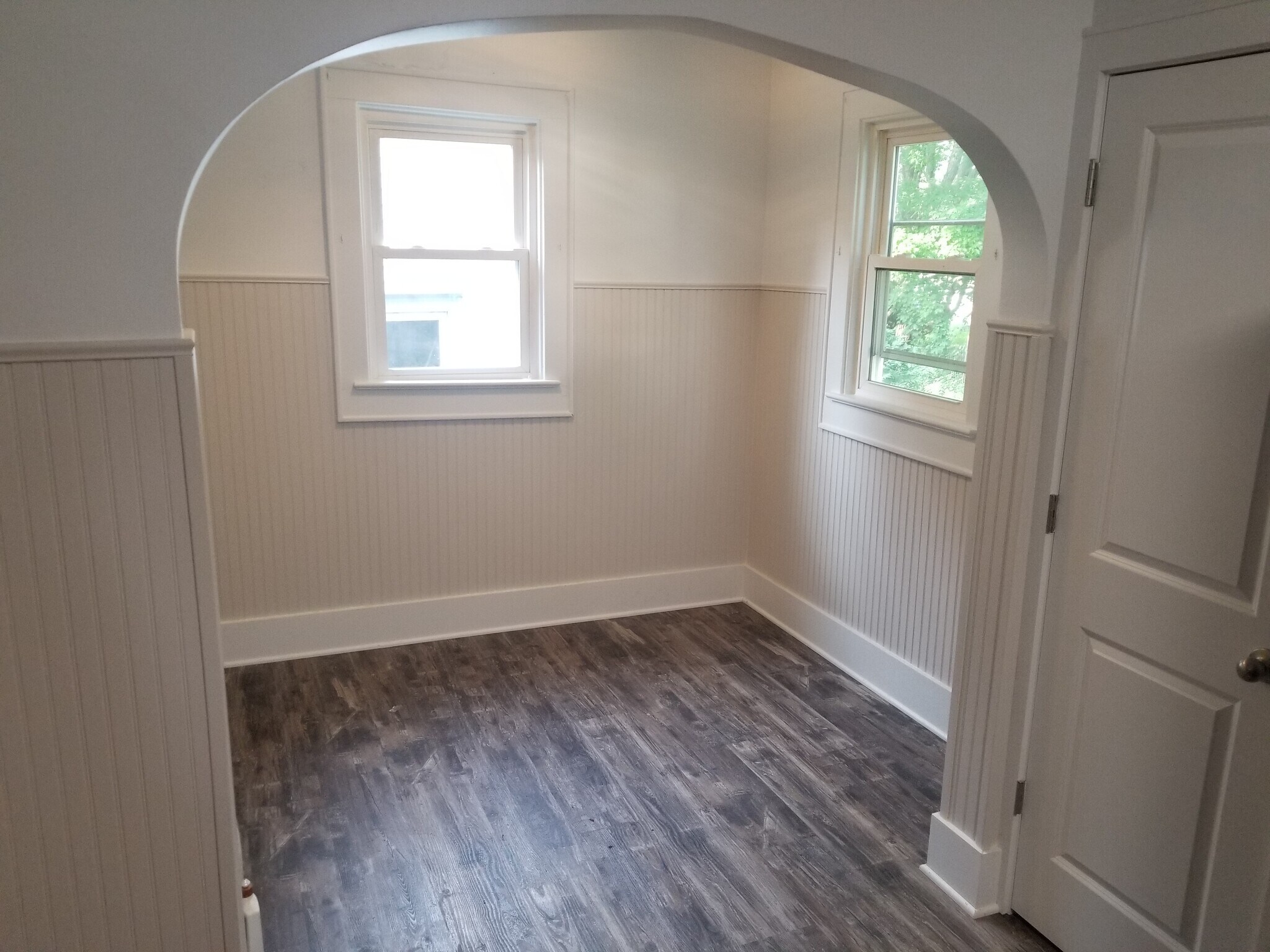 Building Photo - 420 N Main St