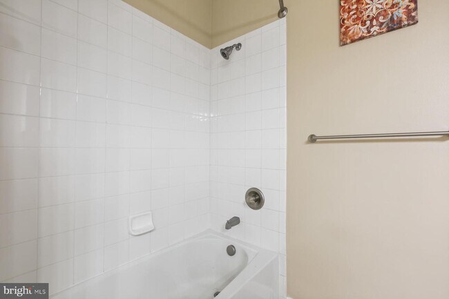 Building Photo - 12945 Centre Park Cir