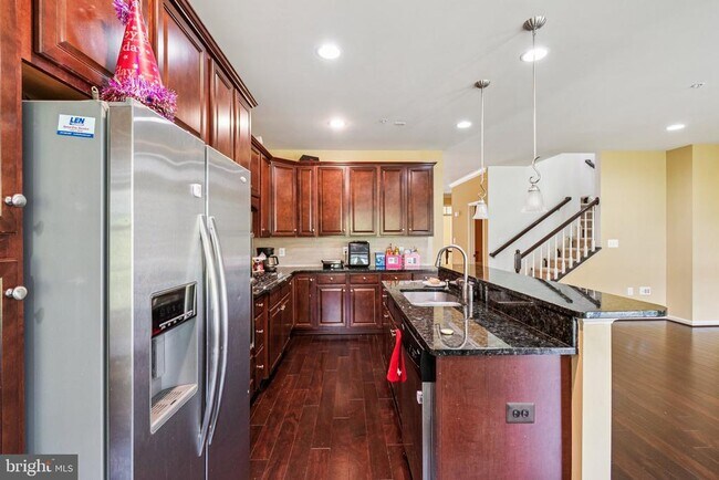 Building Photo - 1525 Rabbit Hollow Pl