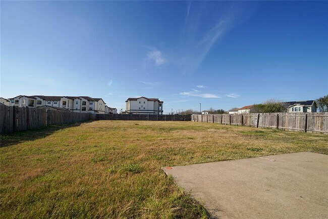Building Photo - 5520 Alomar Cove