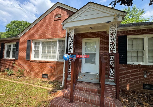 Building Photo - Cozy 3 bedrooms ranch in Tucker