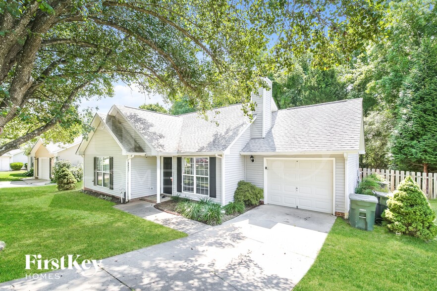 Building Photo - 6877 Ironwood Cir
