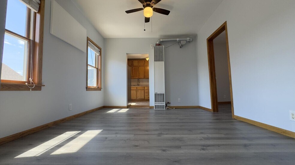 Building Photo - 3340 S Parnell Ave