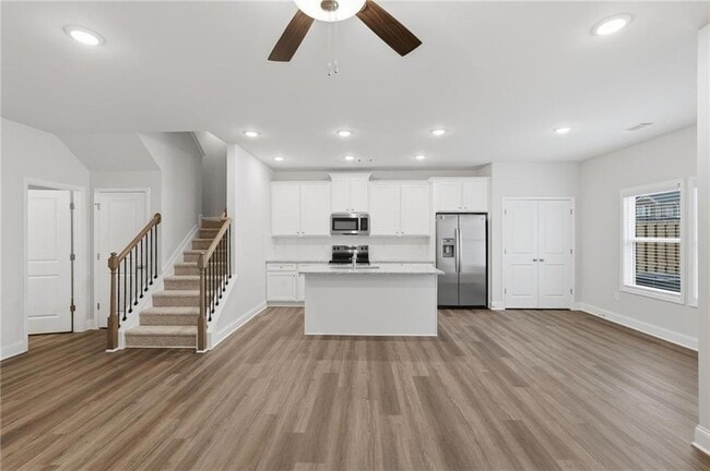 Building Photo - 2206 Chant St