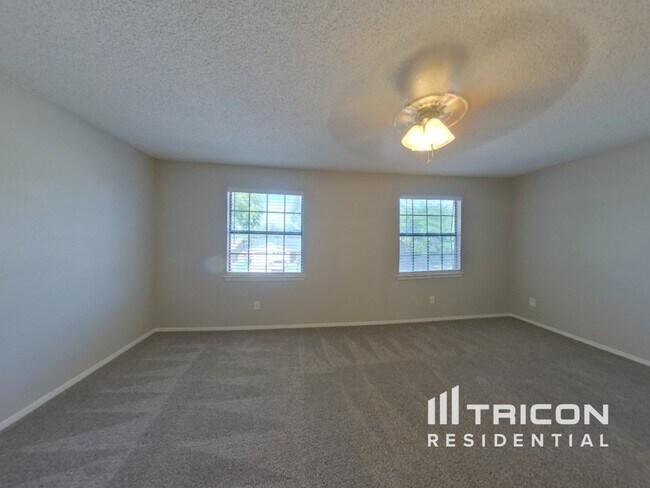 Building Photo - 8033 Berrybrook Dr