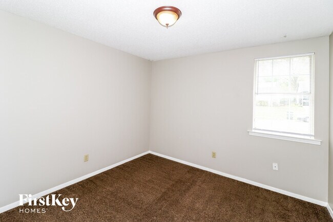 Building Photo - 5728 Ballenmoor Dr