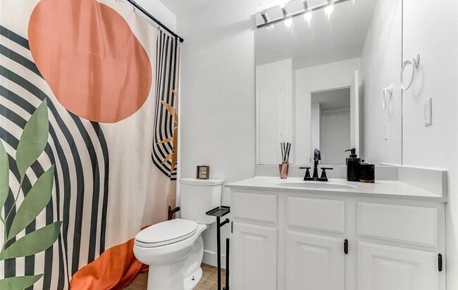 Building Photo - 4765 Monterrey Ave