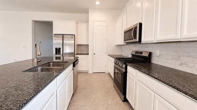 Building Photo - 17077 Harbor Oak Pkwy