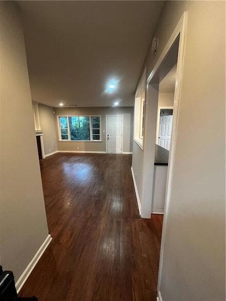 Building Photo - 1840 Camellia Dr