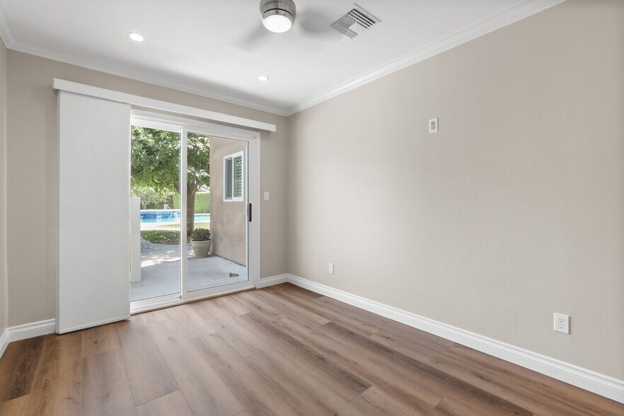 Building Photo - 11682 Reagan St