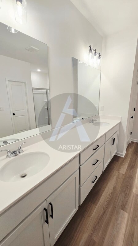 Building Photo - 3136 Marbella Cir