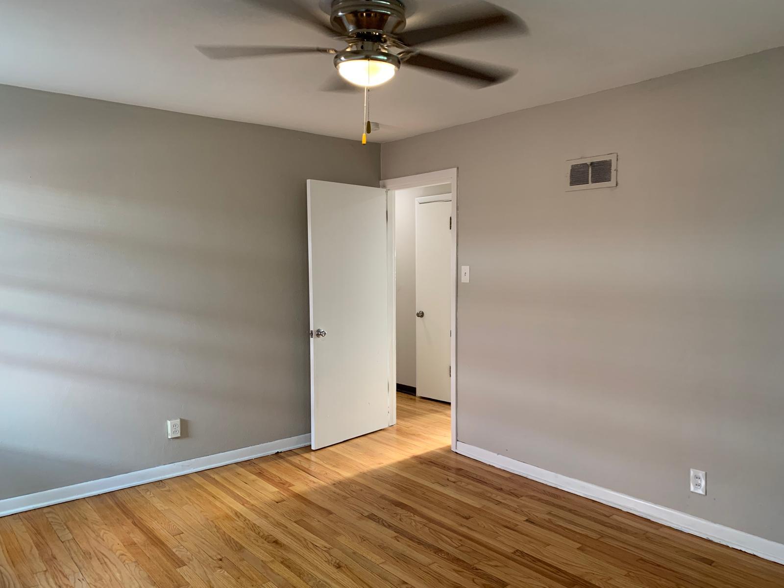 Main Bedroom - 7107 Dartmouth Ave