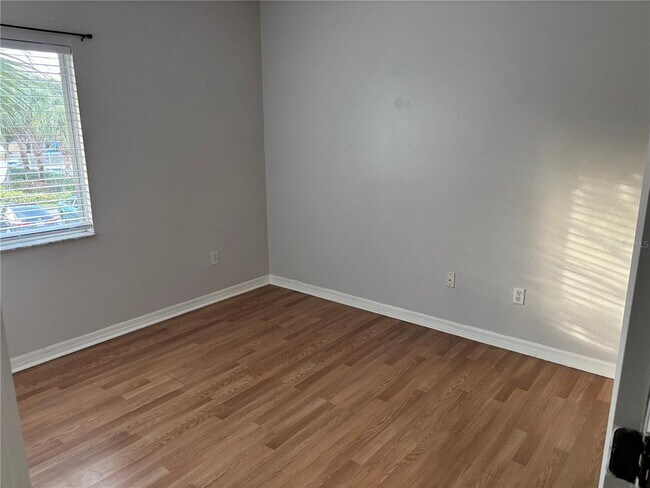 Building Photo - 533 Villa Del Sol Cir