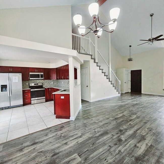 Building Photo - 4-Bedroom Home in Briargate Neighborhood!