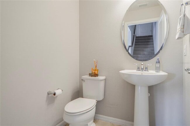 Building Photo - 7245 Half Moon Lake Dr