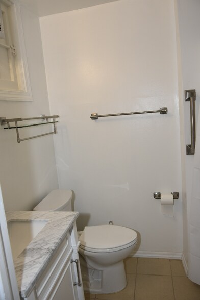 Building Photo - 3300 Indian Queen Ln