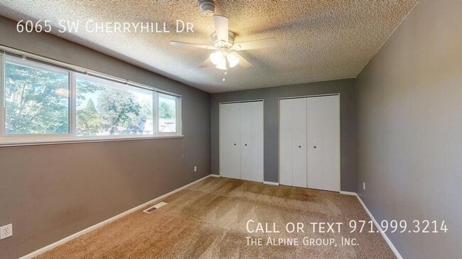 Building Photo - 6065 SW Cherryhill Dr