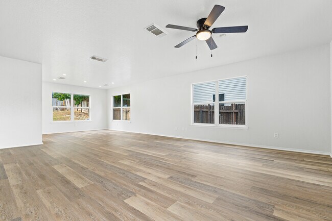 Building Photo - Westover View