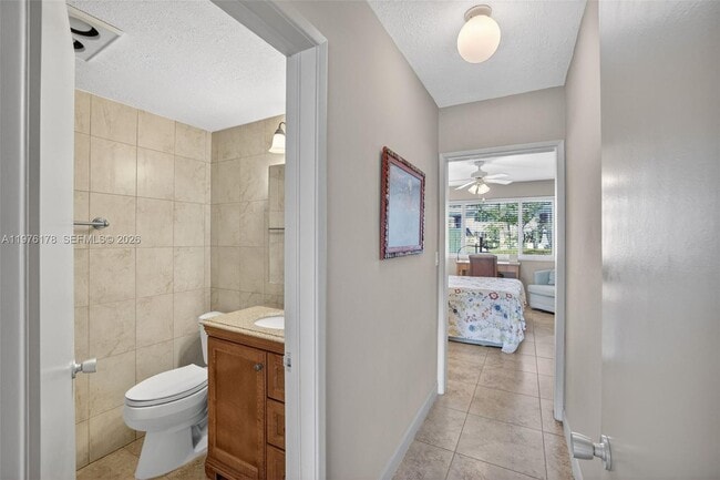 Building Photo - 180 Isle of Venice Dr