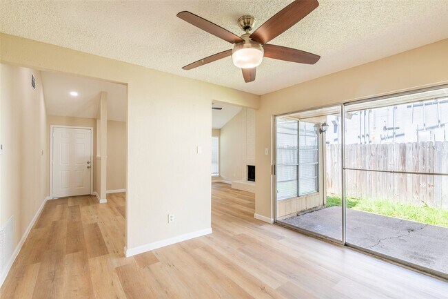 Building Photo - 1262 Rock Canyon Dr