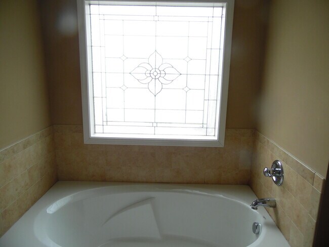 Building Photo - 541 Bulrush Trace