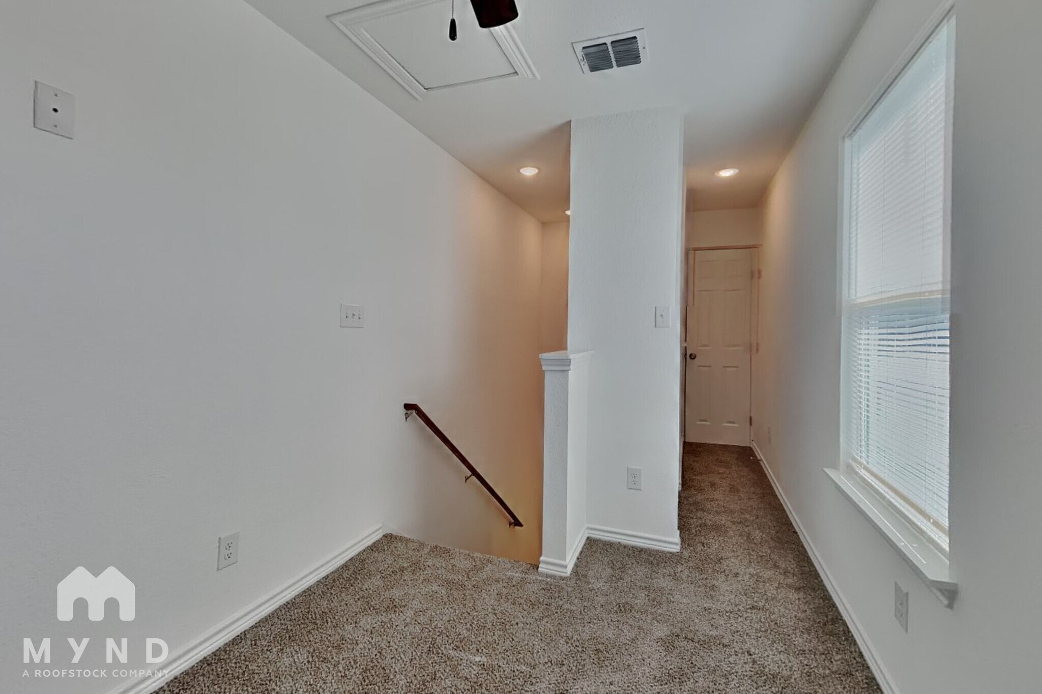 Building Photo - 3034 W Salinas