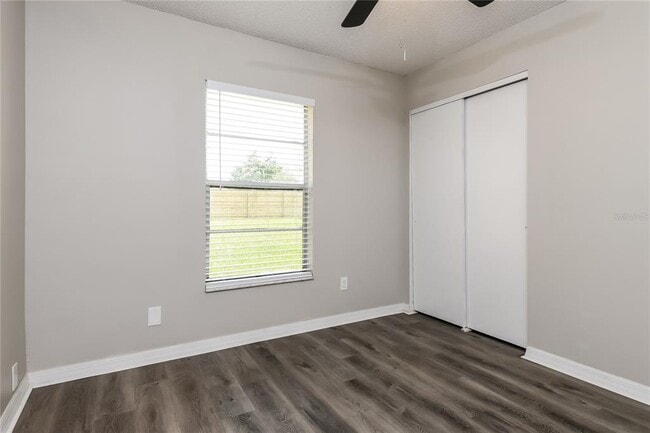 Building Photo - 3243 Knightsbridge Rd