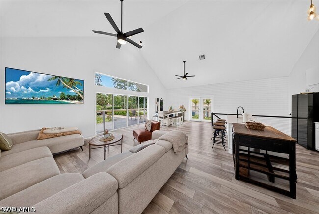 Building Photo - 5191 Coral Wood Dr