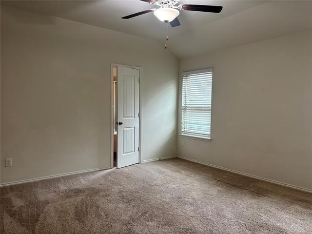 Building Photo - 2065 Alamandine Ave