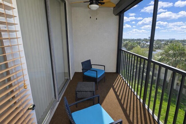 Building Photo - 1316 Pasadena Ave S