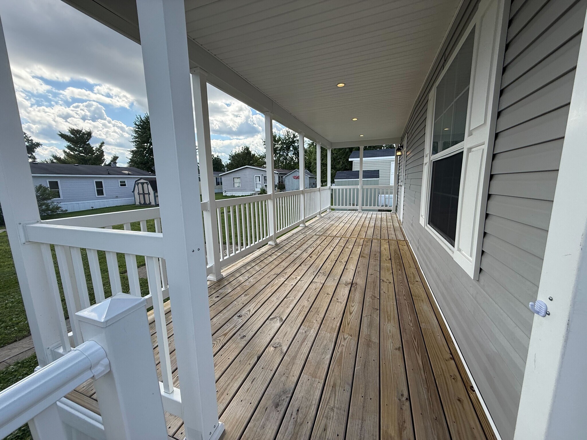 Building Photo - 12452 St James Ct
