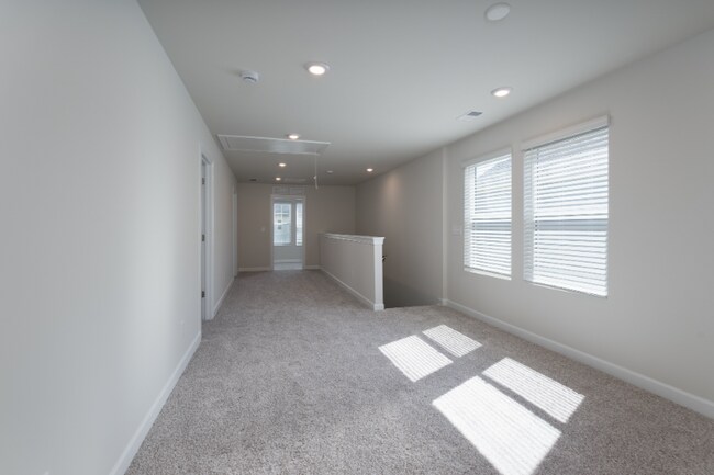 Building Photo - 516 Cedar Knoll Cir