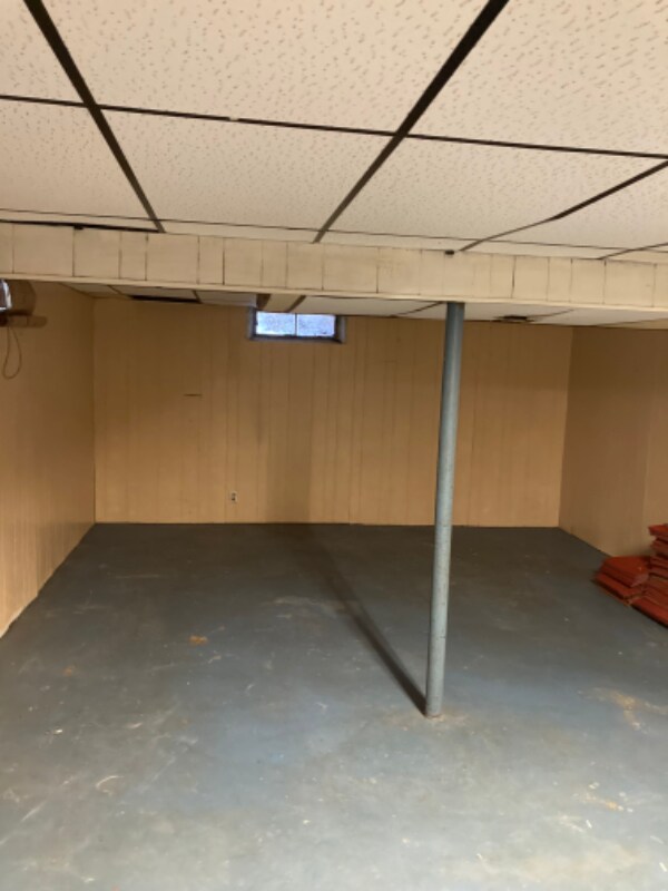 Building Photo - 2719 Plainfield Ave