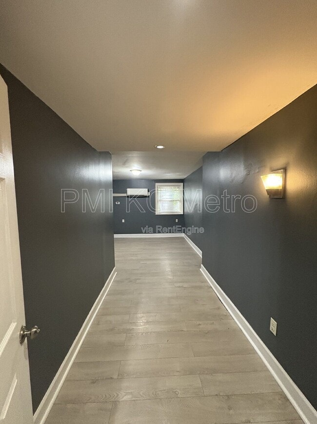 Building Photo - 4629 Harrison St
