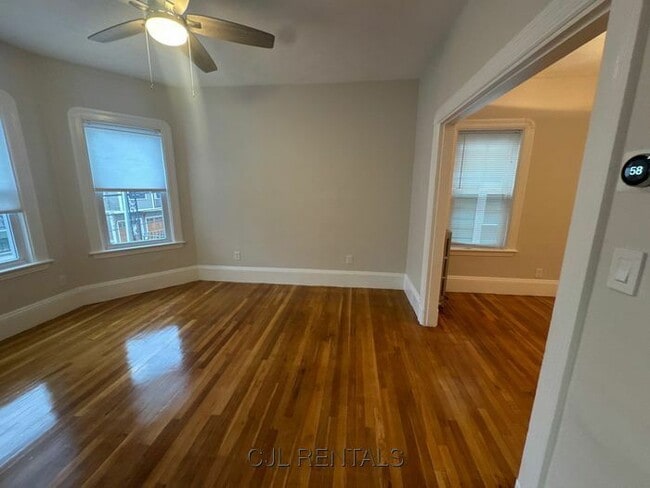 Building Photo - 145 Albion St