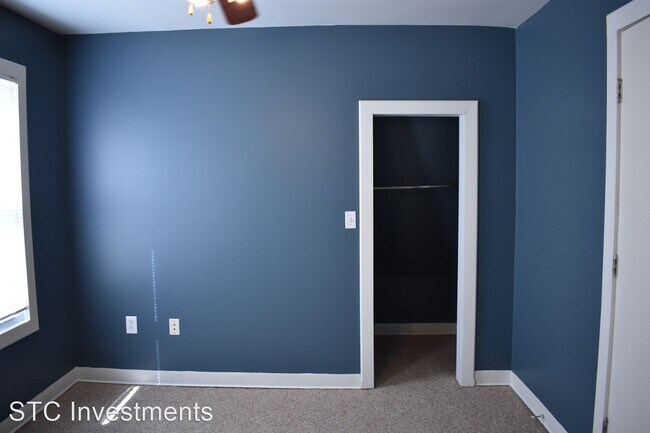 Building Photo - 3 br, 1 bath House - 518 W. Chandler