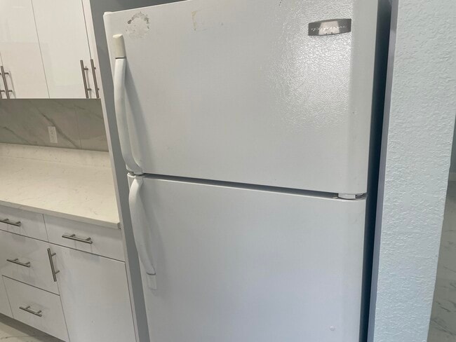 Building Photo - 4717 Carver St